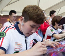 四周年庆典现场图集