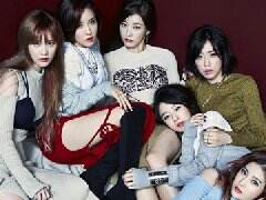 韩国组合T-ara与DIA亲临德杯总决赛现场助威