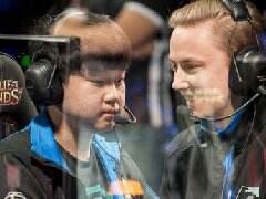 颜值与幽默度 Rekkles和Huni的绝佳默契