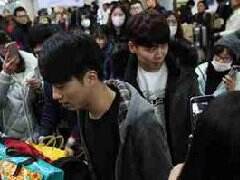 Marin接机直播第一句话：我有女朋友了