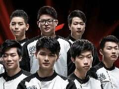 LPL12队定妆集体照 春季赛哪队队服最帅