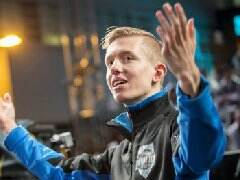 2016赛季全新改动 职业选手谈中单位置影响