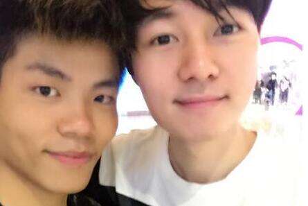 gogoing情人节疑似“出柜” 小苍姐怎么办