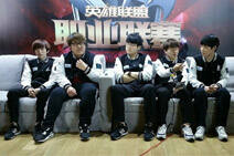 赛后采访IG 这是五人游戏想赢就别膨胀