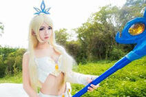 清新可人风女COS 性感养眼肤白貌美