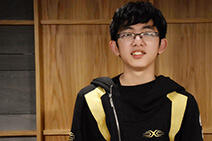 Snake圣枪哥专访:谁用触手把我治了才玩她