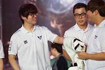 lol圈的三大神器 大帝的外套排名第一