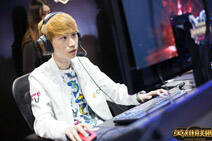 QG对阵SKT遗憾败北 决策失误是失利首因