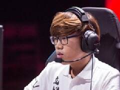 LPL新老霸主巅峰对决 QG上野发挥成看点