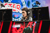 昔日霸主再度交锋 WE状态火热或将轻取OMG