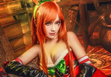 性感卡特金发撩人 混血美女空降魔法屋