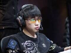 RNG再获一分 OMG阵容选择成失利原因