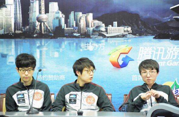 RNG季后总决赛专访:对线能力还需要加强